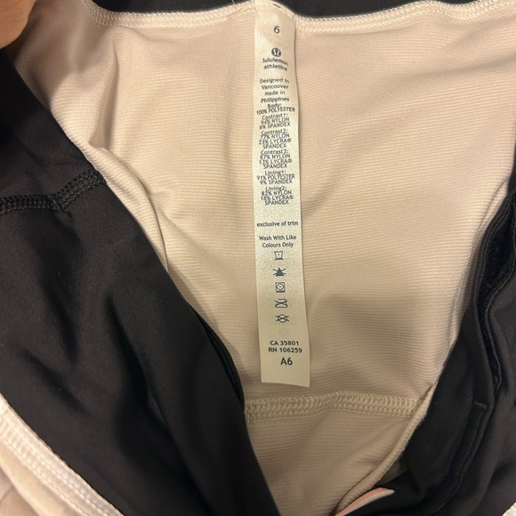 NWT Lululemon Groovy Run Shorts - Picture 10 of 11